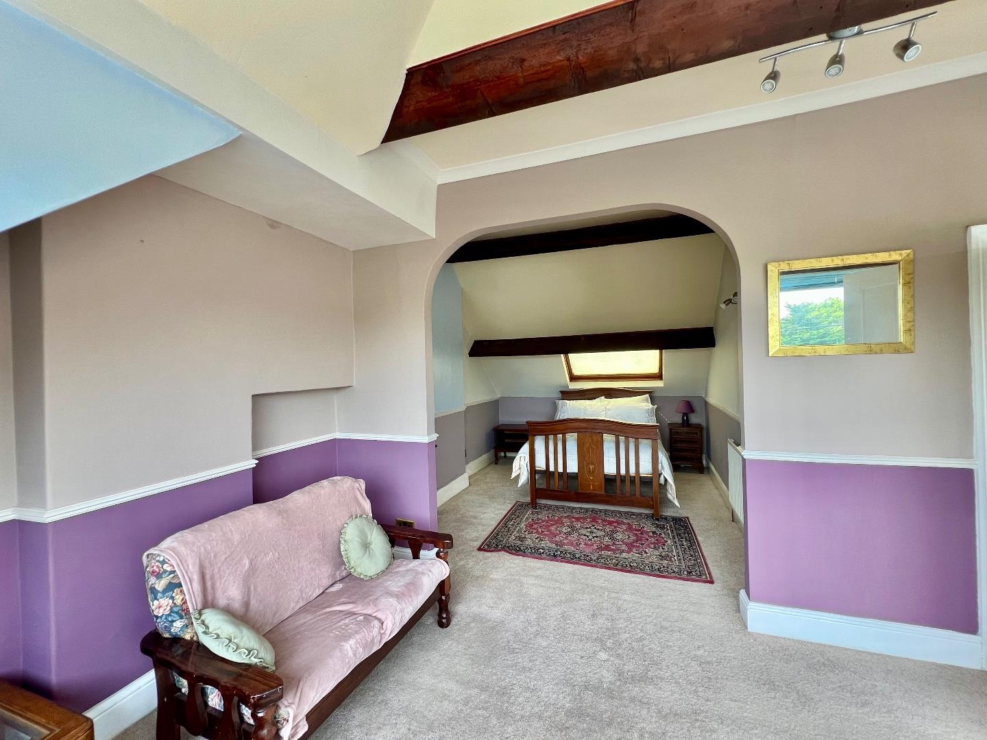 Beach Road, Porthcawl, Bridgend County Borough, CF36 5NH